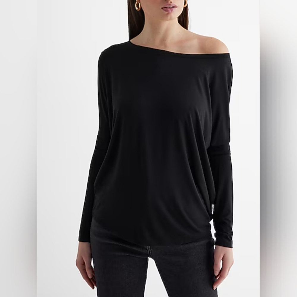 Express Relaxed Off The Shoulder Long Sleeve London Tee In Army Green